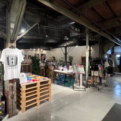 LINE_ALBUM_某鉄工所　テナント工事　着工前⇨着工後⇨オープン前_250228_1